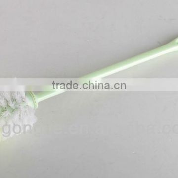 cheap plastic toilet brush