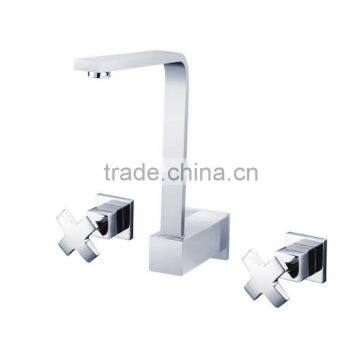 Professional made long neck kitchen sink faucet made in China