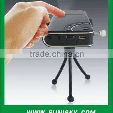 pocket wifi projector (SMP7026)---640 x 360 (nHD)--- 30Lumens