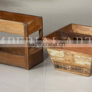 ANTIQUE RECYCLE WOOD PLANTER
