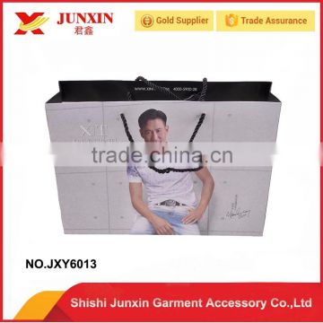 New-brand Artpaper shopping bag with logo fashion star