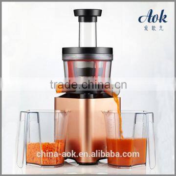 Double cup fruit juicer