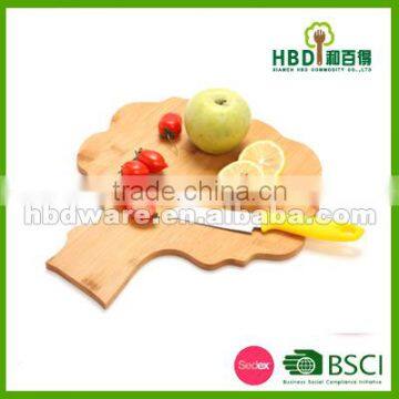 Mini size wooden cauliflower shaped bread cutting board