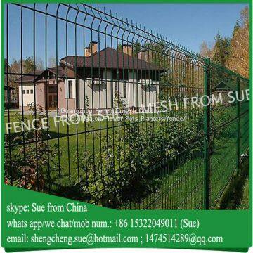 Algeria fencing sale in China pvc coated wire mesh fence install