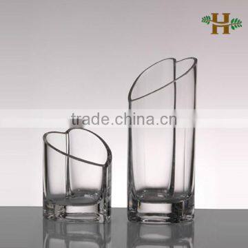 Handmade Heart Type Cylinder Glass Vase For Christmas Decoration