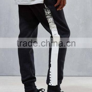 Dark Black Soft Wear Slim Cotton Tri-runner Sweatpants for Men photo-3