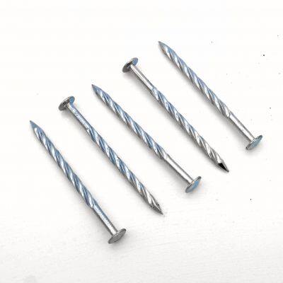 Spiral Shank Nails for Enhanced Bonding in Plywood Assembly