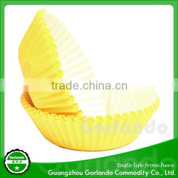 yellow paper greaseproof cake cups