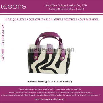 Exquisite Wholesale Promotional Cosmetic Bag And Cases With Handle