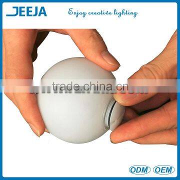 Automatic Color Changing Led Ball Light, Battery Power Ball