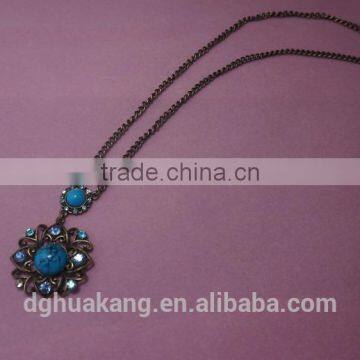 cyan lily rhinestone shape chain necklace carabiner interlock.