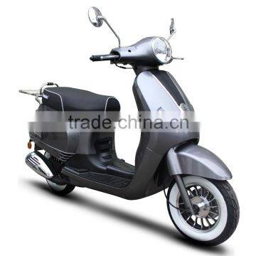 Hot Sell Retro Model Gas Scooter EEC