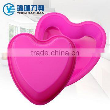 Heart-shaped Silicone Cake Mould