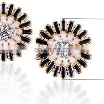 2016 New Fashion Sparkling Earrings Sunflowers Zircon Imitation Jewelry Accessories Girls Wedding Gift photo-5