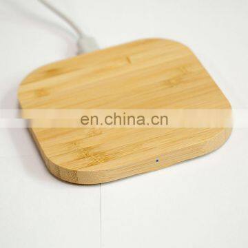 bamboo wood wireless charging station 2020 For Iphone Charger 5w Fast Charging rotating charger Mobile Phone Wireless Charger