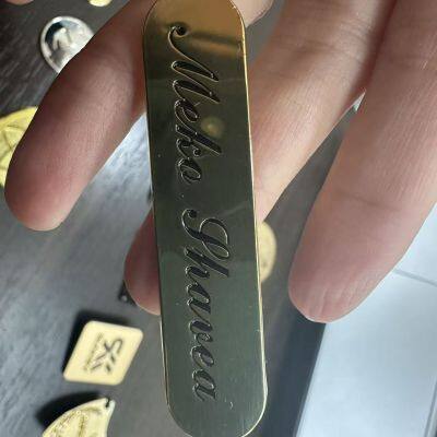 Quality Customized Metal Logo for Cloth, Jewelry, Hat, Bags, Glass Bottles Etc.