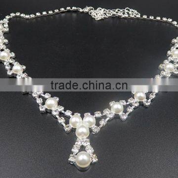 European and American Fashion Simple Imitation Pearl Women Necklace Set photo-3