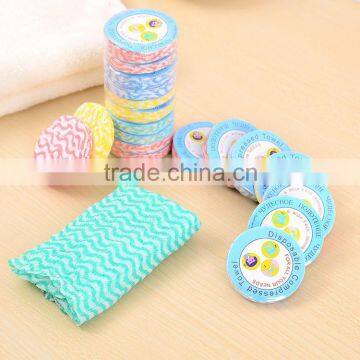 M047 China factory logo print compressed towel Magic towel coin towel