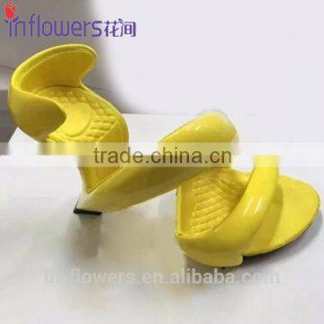 Whole Yellow color ABS material snake sharp design ladies fancy shoes