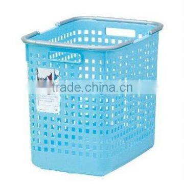 Plastic laundry basket