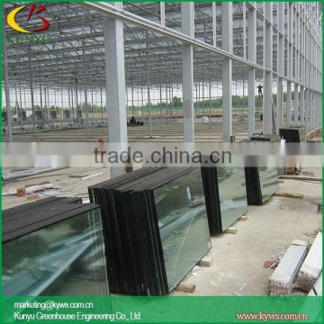 Sawtooth type greenhouse cover polycarbonate panels