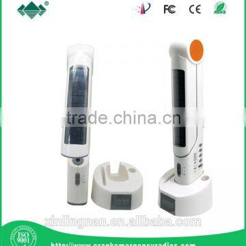 CE/RoHs Passed Flashlight Radio & Solar Flashlight Charger & Dynamo Charger for Camping photo-5