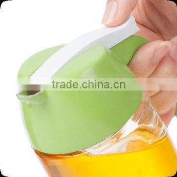 SINOGLASS Trade Assurance 250ml Glass Bottle Unique Spout Dripless Glass Honey Jar Syrup Dispenser photo-3