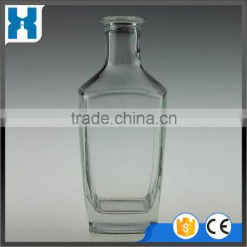 700ML EMPTY CLEAR GLASS BOTTLE WITH CORK LID