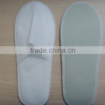 White disposable cheap hotel non-woven slipper