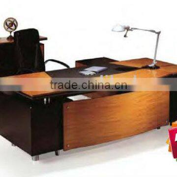 Office Desk/Traditional solid wood executive desk