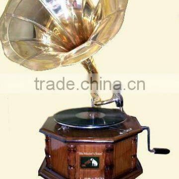 Antique Music Gramophone Reproduction - 7583