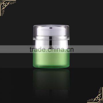 China manufactures high quality round skin care cosmetic color green airless pump bottle