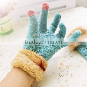 Fashion and lovely touch screen gloves