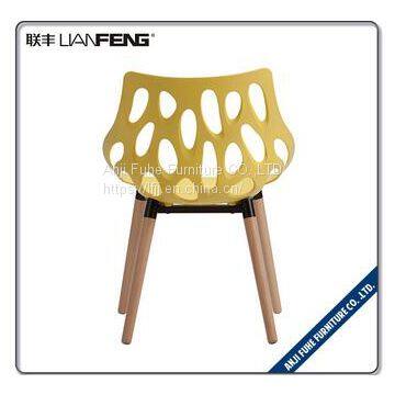 Plastic Chair Bar Chair PP Material With Wood Legs