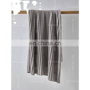 Hand Made Luxury Woven Chunky Knit Throw Blanket With Light Weight photo-3