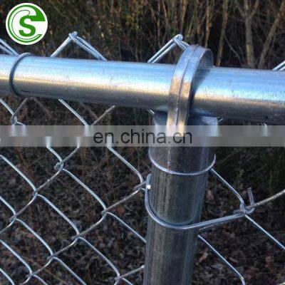 Wholesale chain link fence cyclone wire mesh fence