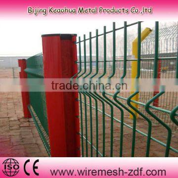 triangular bending fence/triangular bending wire mesh fence/bending triangular wire mesh fence