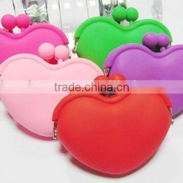 color assorted mini Heart Shaped Silicone Coin Purse Wallet,silicone heart pouch,silicone heart clutch                        
                                                Quality Choice