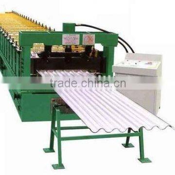 Corrugated roll forming machine