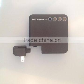 Changeabvle Plug 6000 MAH Power Bank 1A and 2.1A Output Support OEM photo-3