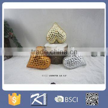 Magnesia christmas heart shaped pine cones statue for sale