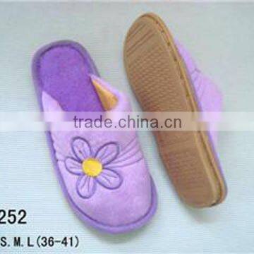 Cheapest Ladies Winter Slippers, Fashion Nude Home Slippers, Brand Name Ladies Hotel Slipper