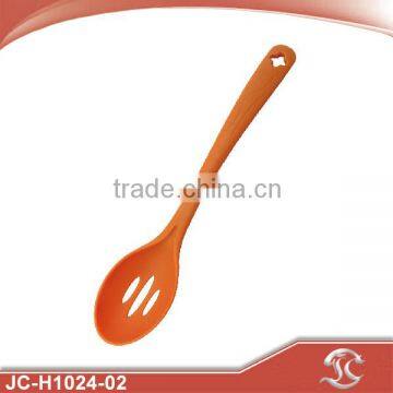 Made in China nylon slotted spoon