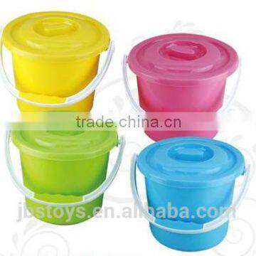 5.2L plastic bucket with lid and handle colorful