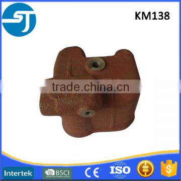 Horizontal water cooled diesel engine valve chamber cover