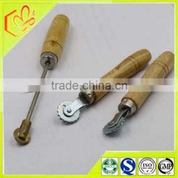 beekeeping gear wire embedder for beekeeper made by Chinese over 90 years beekeeping manufacturer