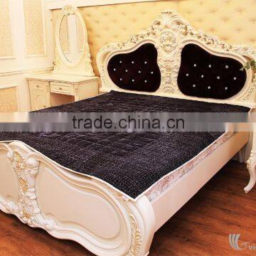 HOT SALE!!!!! HAND EMBROIDERED BLANKET WITH PILLOW CASES photo-4