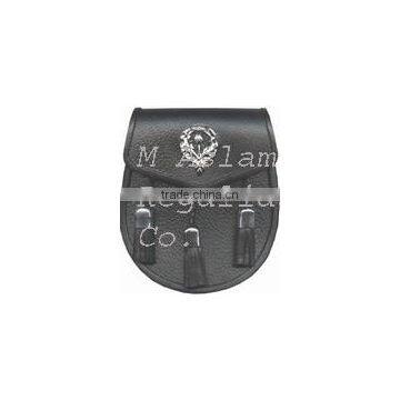 Black Leather Day Wear Sporran with tassel