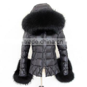 Wholesale winter down parka women short down jacket with raccoon fur decoration