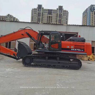 Crawler Excavator of Type DX 370PC-9 photo-3